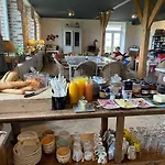 Le Prieure D'hotes Sainte-Preuve